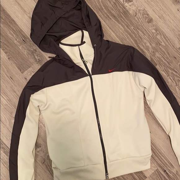 nike hooded track jacket